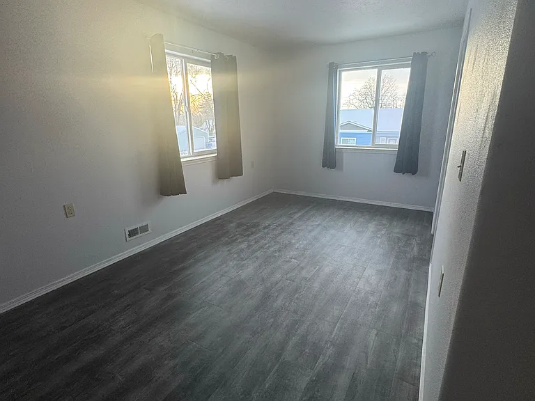 9529 E Mission Ave — Photo 19