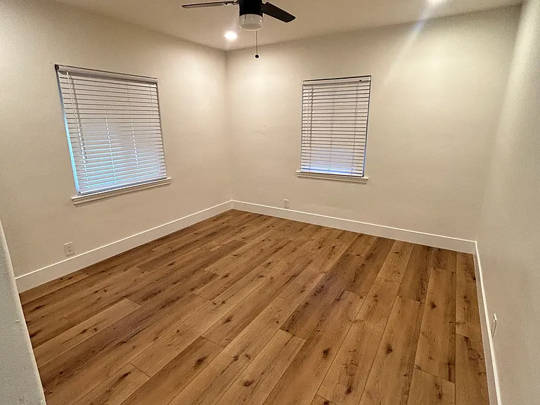 2345 E Brown Ave — Photo 6