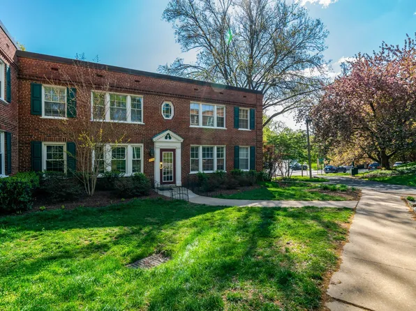 1906 N Rhodes St APT 51, Arlington, VA 22201