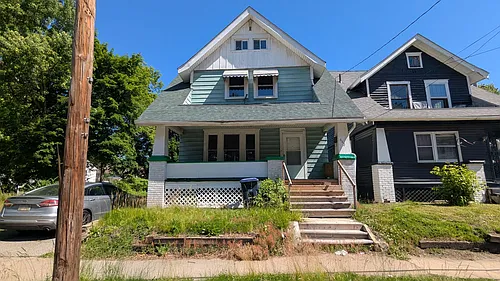 443 W Thornton St Photo 1