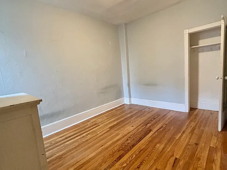 5132 Locust St — Photo 6