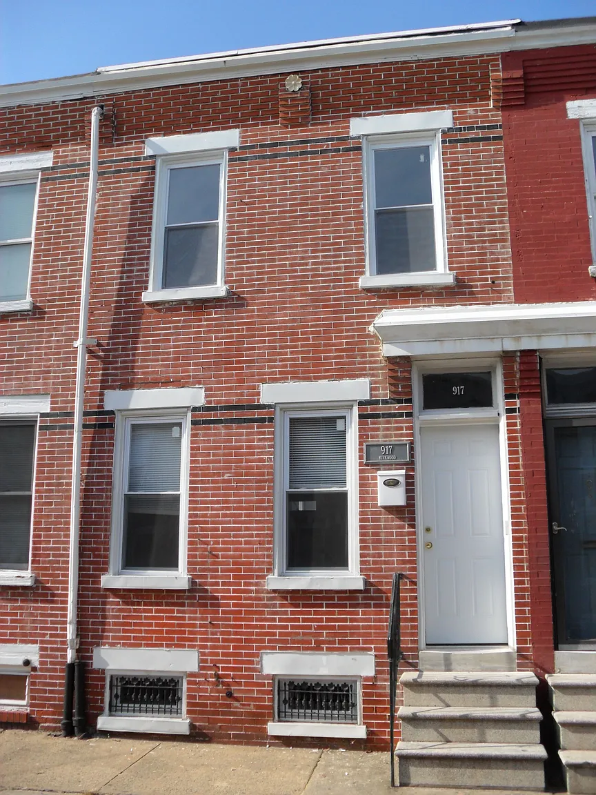 917 Kirkwood St photo 1