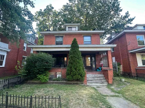 526 4th St, Huntington, WV 25701