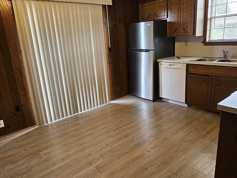 2 Mulberry Ln — Photo 3