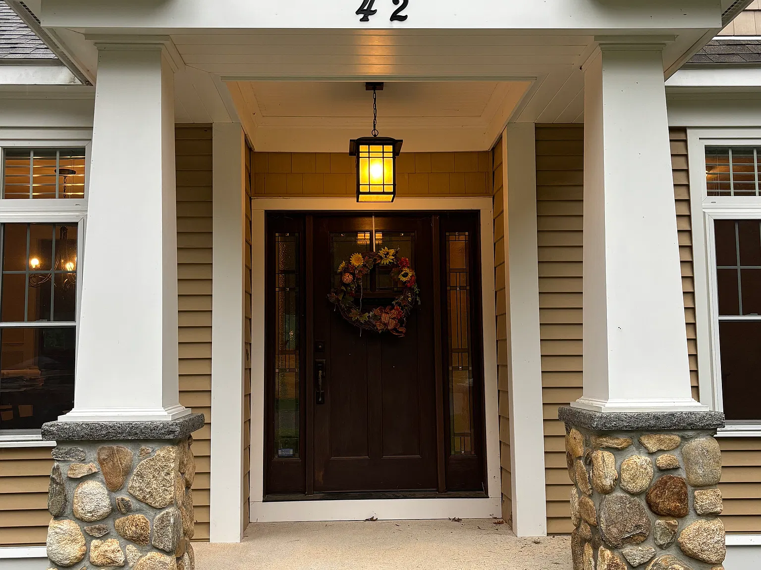 3 bed, 3.5 bath, 2394 sqft, $4,500 — Photo 2