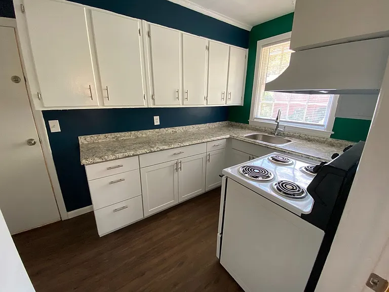 3521 Bull St — Photo 16