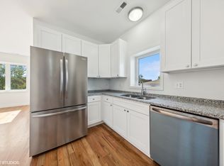 226 W 24th St #1, Chicago, IL 60616