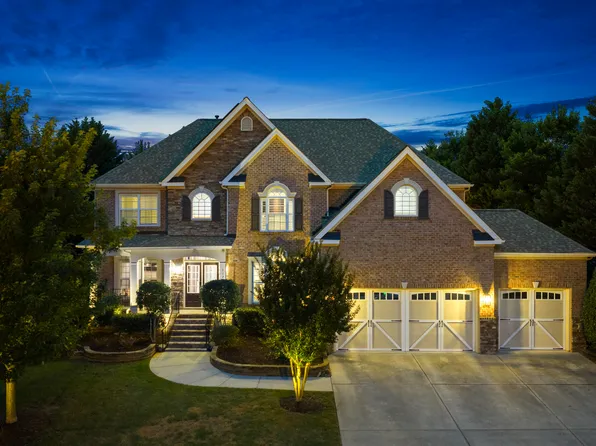 305 Ambermore Pl, Cary, NC 27519