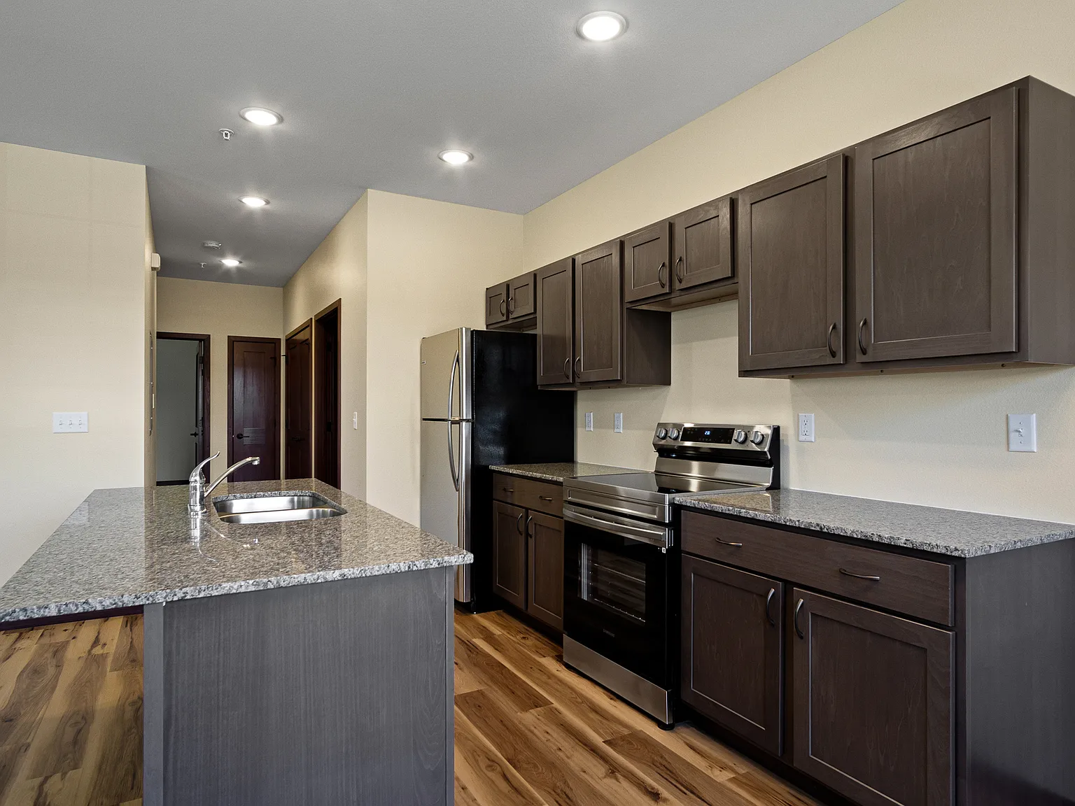 902 Menomonie St, Eau Claire, WI, USA - 12 — Photo 3