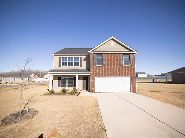109 Bunting Dr, Lexington, NC 27295