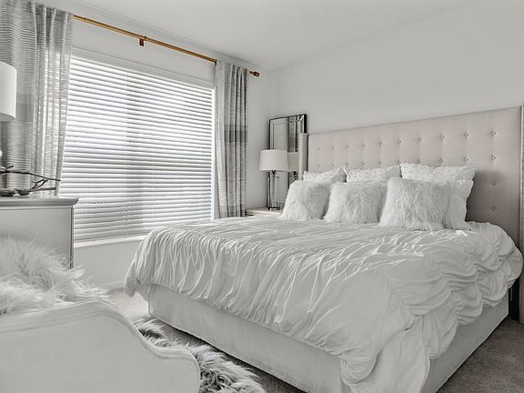 Horizon Wiregrass Ranch - Bedroom