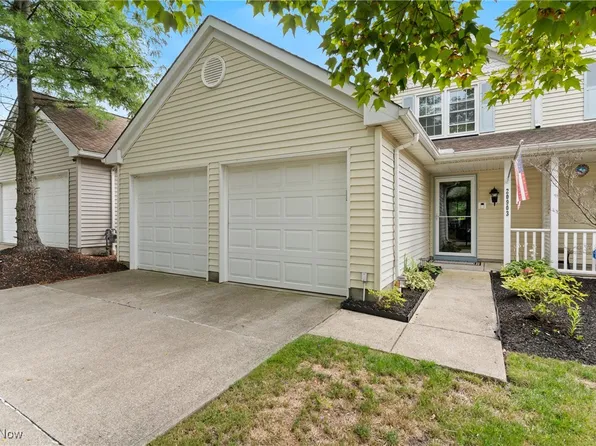 20903 Springfield Cir, Strongsville, OH 44149