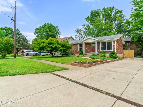 3707 Sourwood Ct, Louisville, KY 40220