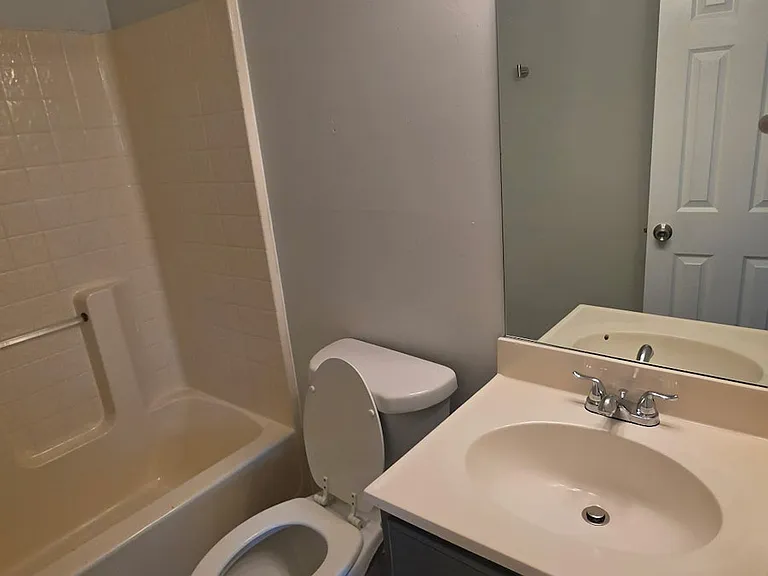 134 Point Place Dr — Photo 53