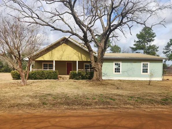 827 Bonnie Tuk Rd, Moultrie, GA 31768