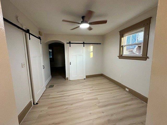 dining area/office area