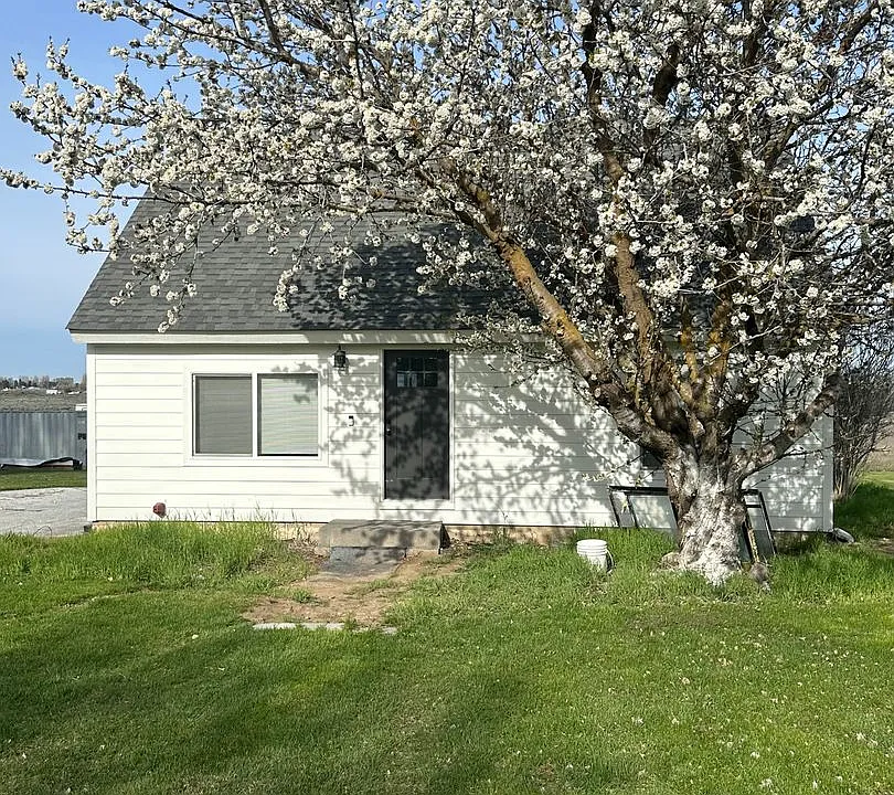 10372 Road N NE #4