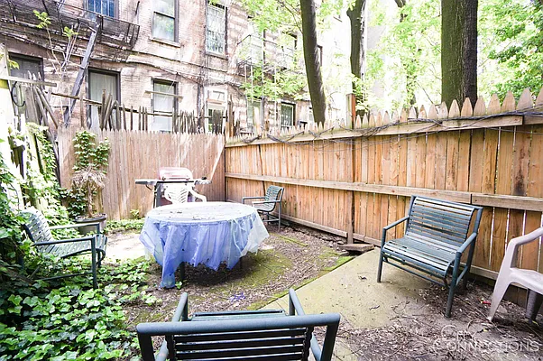 Rented by City Connections Realty | media 14