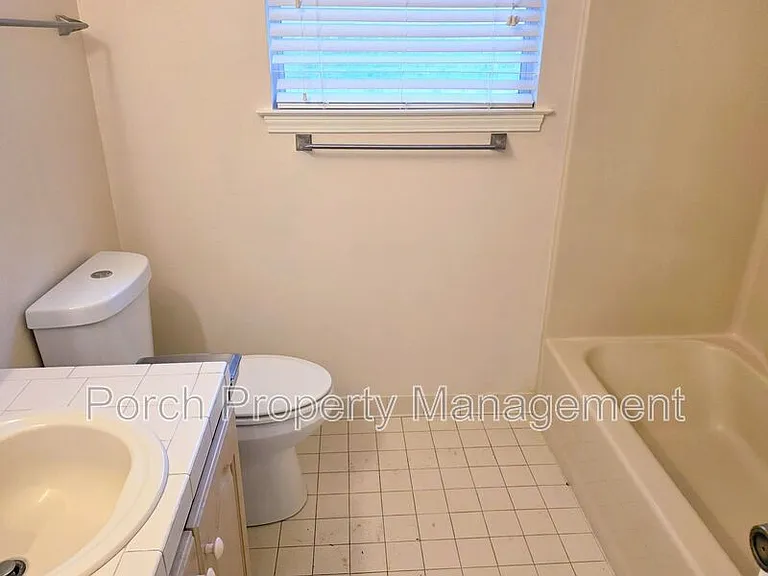 303 Shoreline Dr — Photo 27