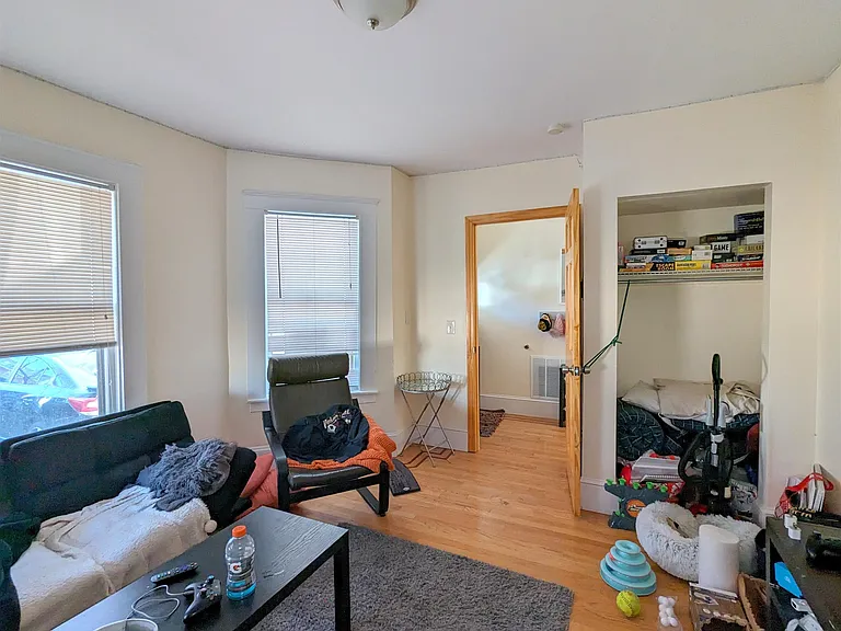 28R Cherry St #2 — Photo 3