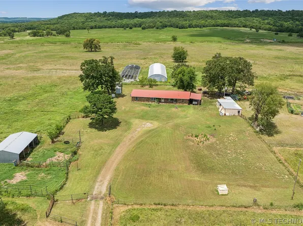 40162 E County Road 1290, McCurtain, OK 74944