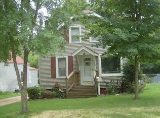 706 E Center St, Shawano, WI 54166