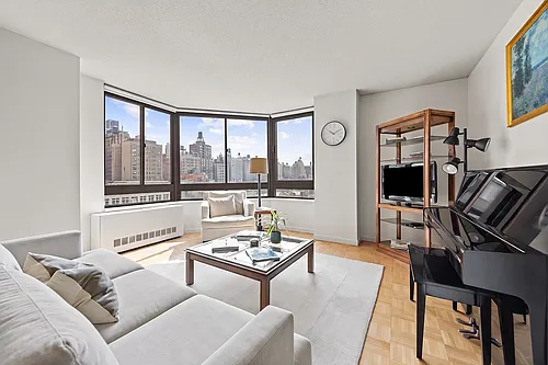 225 W 83rd St #10Z Photo 1 225 W 83rd St #10Z Photo 1