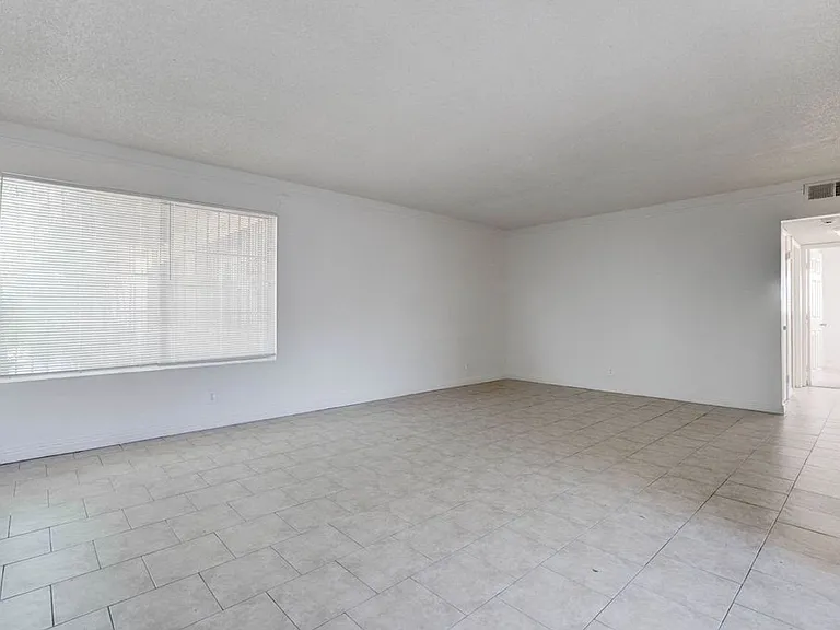 3237 Arlene Way — Photo 6