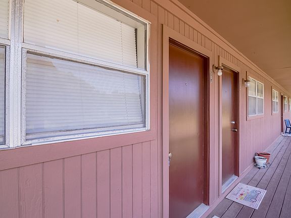 4th image of 120 McAdams Ln #J