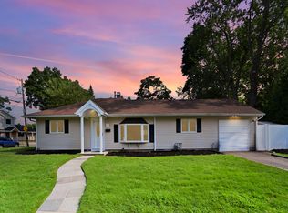 10 Roy Ave, Massapequa, NY 11758