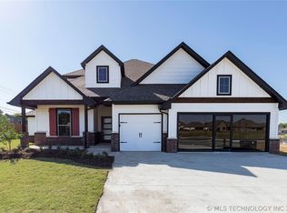 819 E Fulton Pl, Broken Arrow, OK 74012