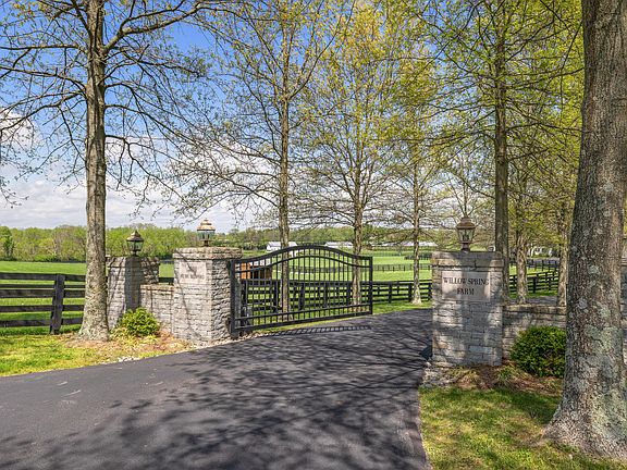 4th image of 2811 Hume Bedford Pike