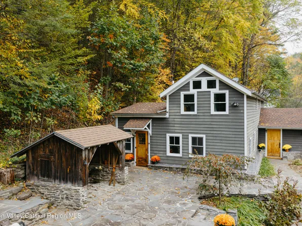 51 Hutchin Hill Road, Woodstock, NY 12409