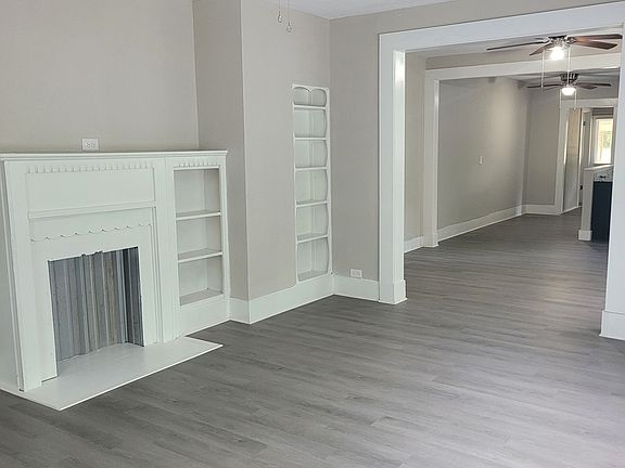 4th image of 313 N Walnut St