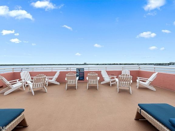 3rd image of 140 Estero Blvd #2505