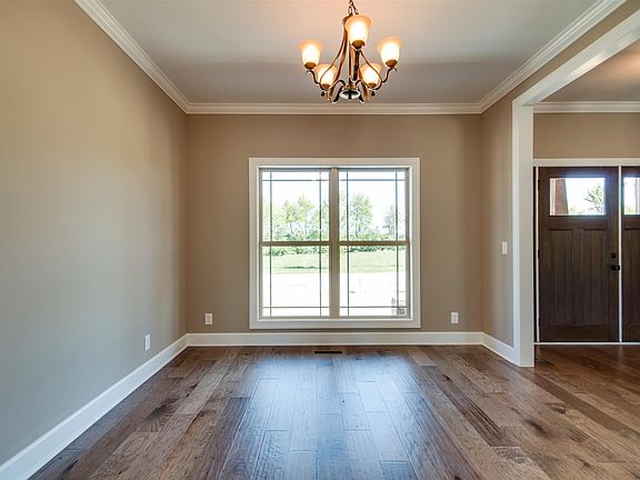 3rd image of 98 Lexington Cir Lot 62