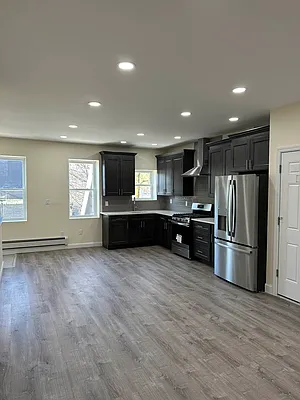 Rented by Alpine Realty | media 17