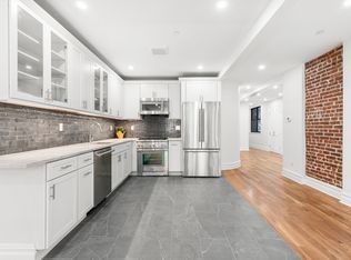 372 Clinton Ave #1, Brooklyn, NY 11238