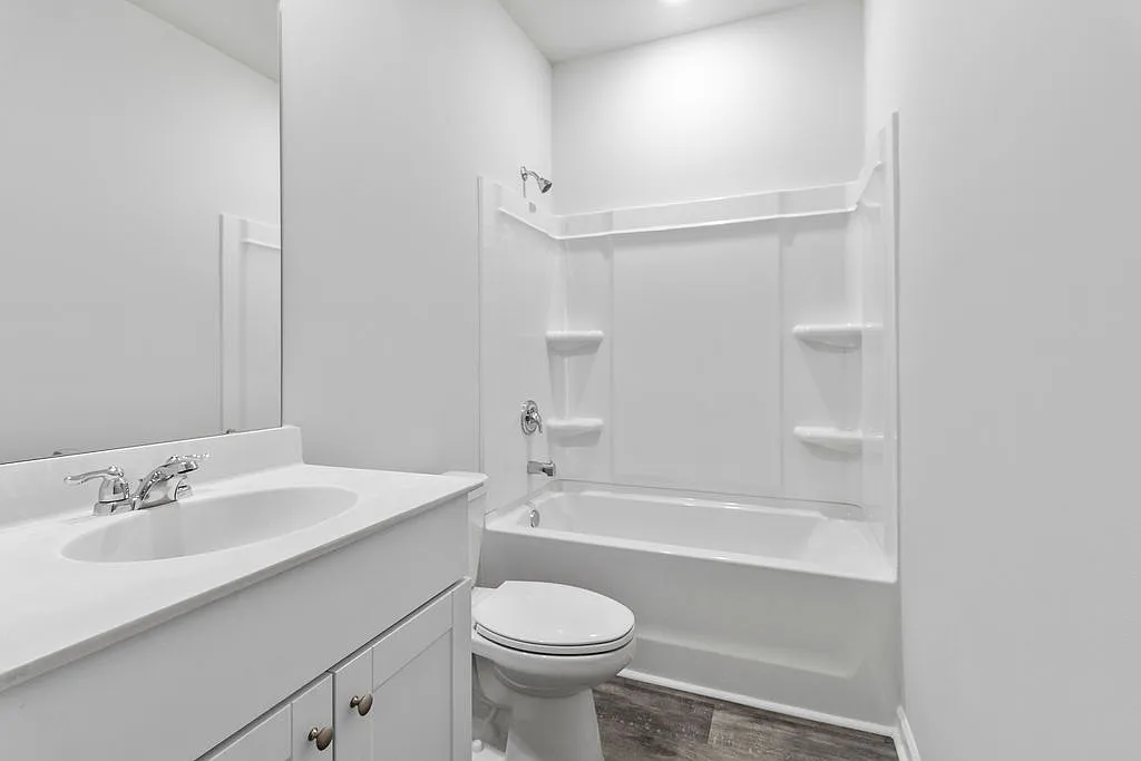 3 bed, 1437 sqft, $2,050 — Photo 4