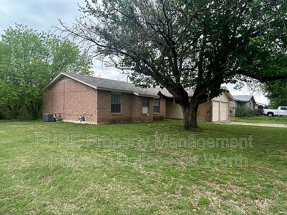 2nd image of 1404 Mesa Dr