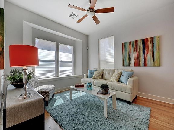 3rd image of 1601 Miriam Ave Unit 110