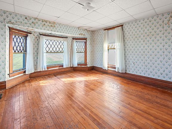 9th image of this home