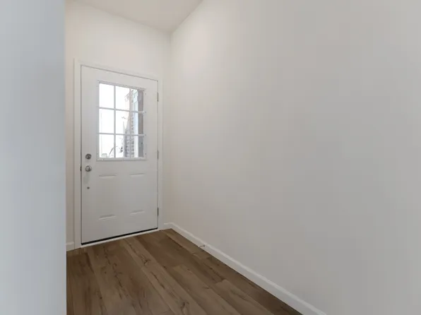 2260 Horseshoe Cir, Naperville, IL