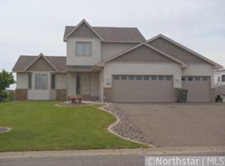 3594 Woodside Dr, Monticello, MN 55362
