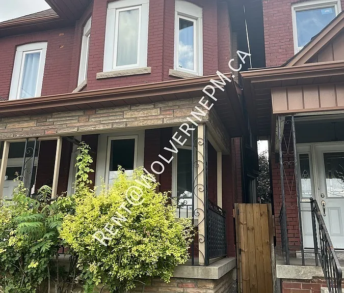 188 Wellington St N #1 — Photo 4