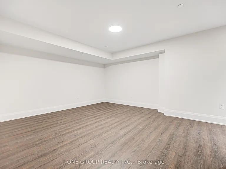 106 Grimsby Ln — Photo 46