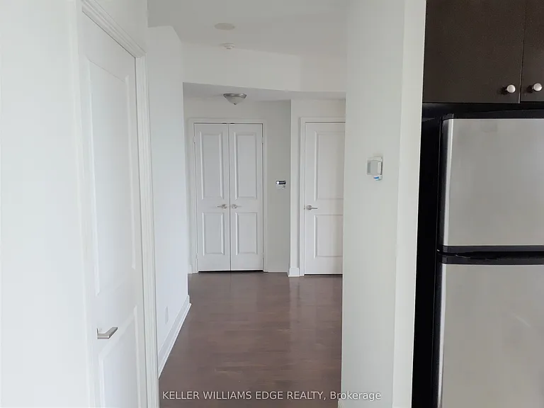 50 Absolute Ave E #3906 — Photo 12
