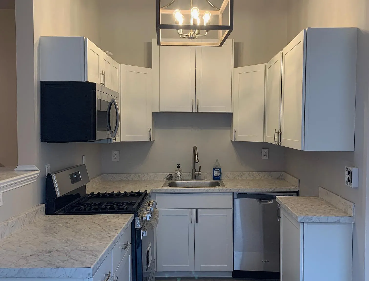 1 bed, 650 sqft, $1,125 — Photo 1