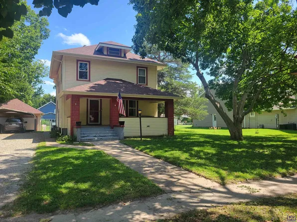 106 S Beaubein St, Silver Lake, KS 66539