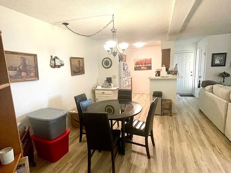 1054 Anna Knapp Blvd #1D — Photo 7